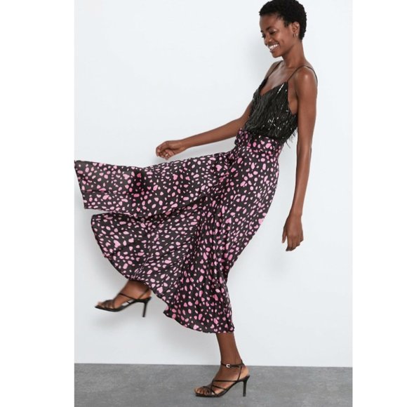 Zara Dresses & Skirts - Zara Midi Flowing Skirt w/ Side Slips